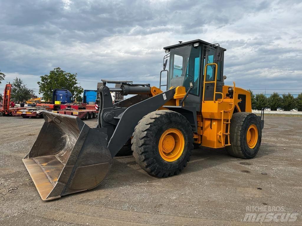 XCMG ZL50G 轮式装载机
