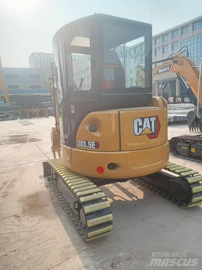 CAT 303.5E 小型挖掘机