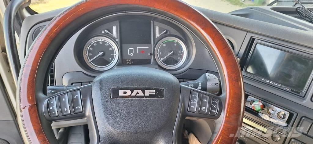 DAF XF 106.460 SC 牵引车
