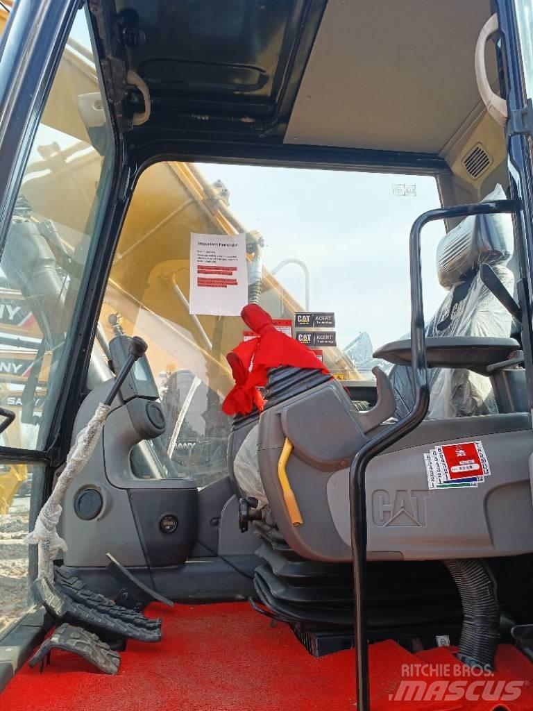 CAT 320 D2L 中型挖掘机
