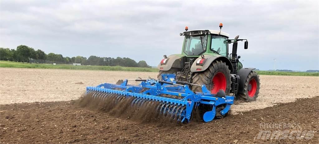 Agri-Koop BTH50 圆盘耙