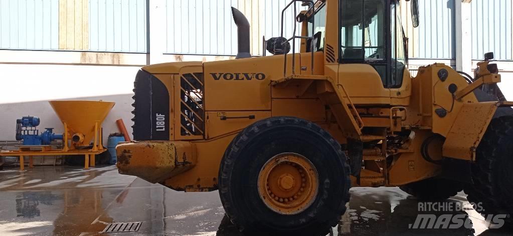 Volvo L 180 F 轮式装载机