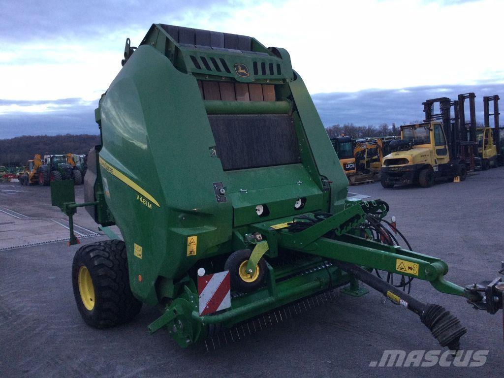 John Deere V461M 圆捆打捆机