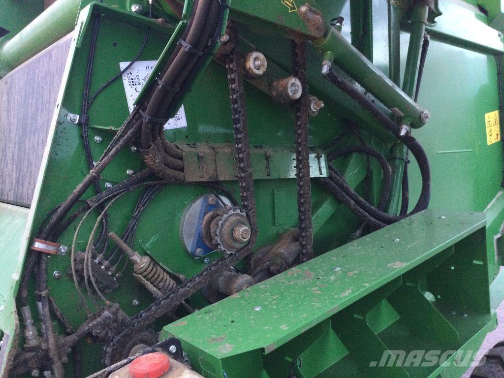 John Deere V461M 圆捆打捆机