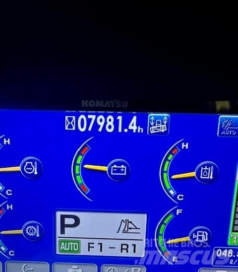 Komatsu D 155 AX-7 履带式推土机