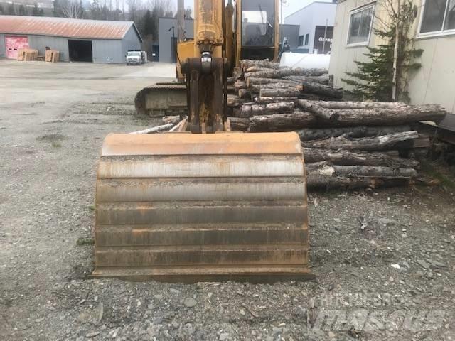 John Deere 690 D 履带挖掘机