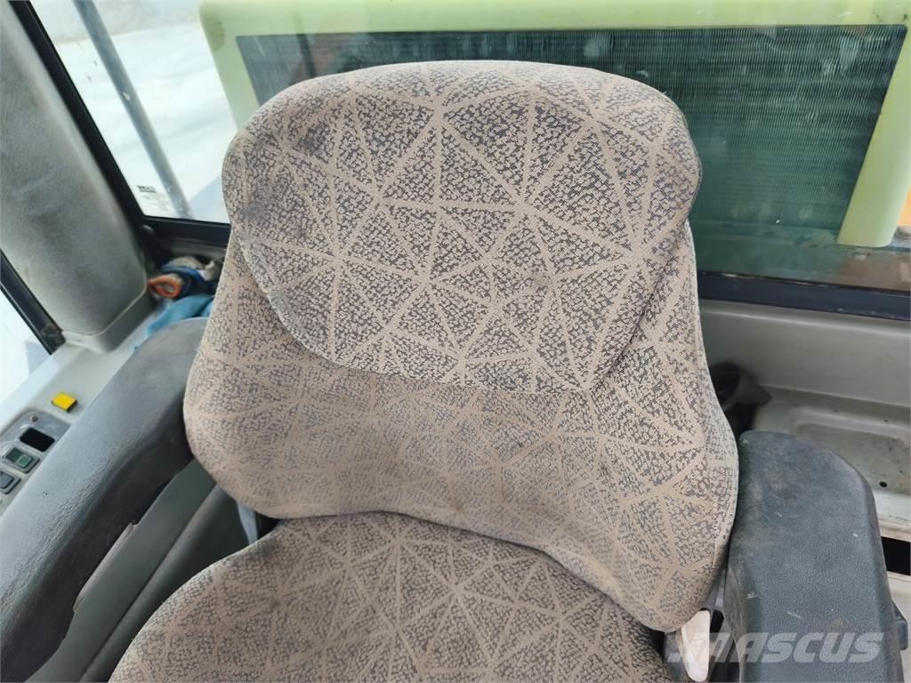 CASE 821C 建筑机械-其他