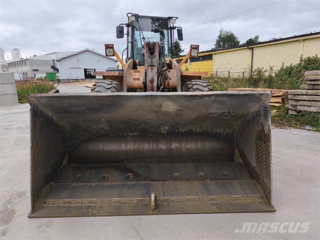 CASE 821C 建筑机械-其他