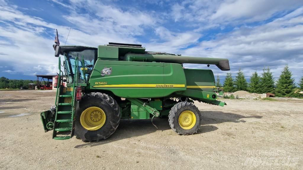 John Deere W 540 联合收割机