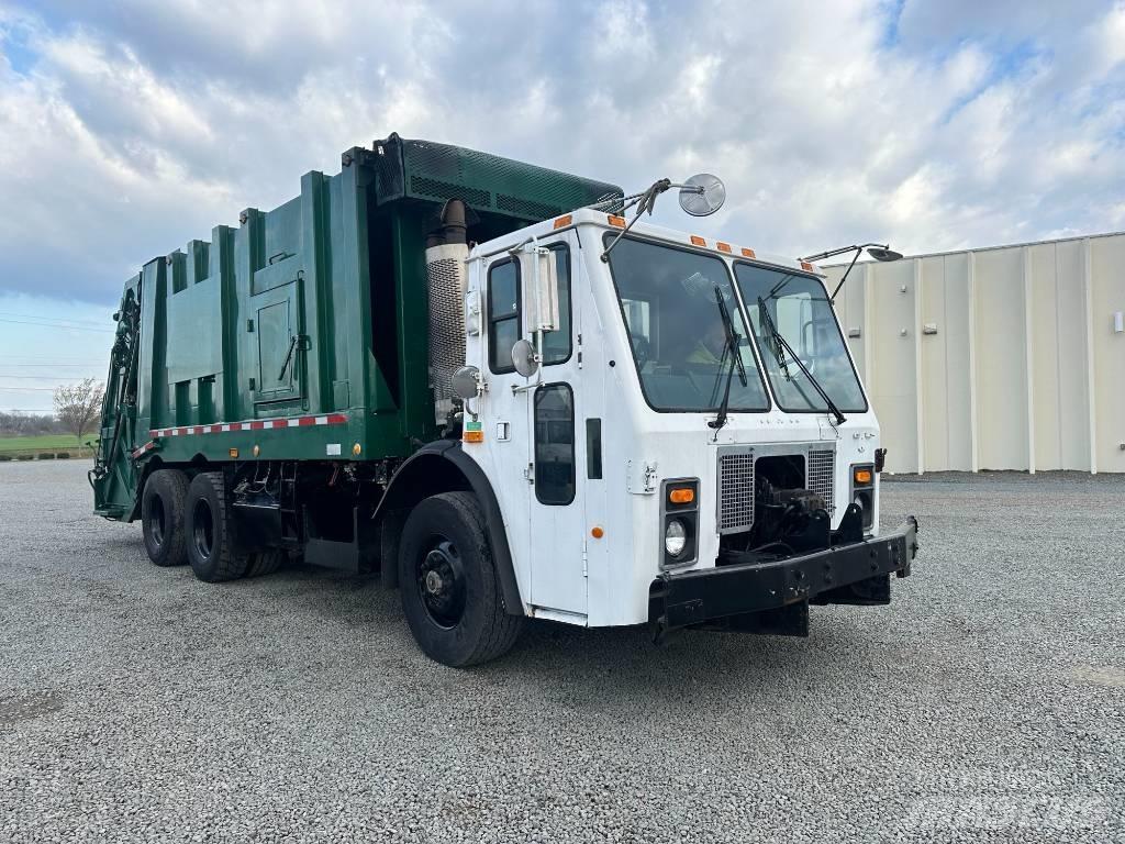 Mack LE613 垃圾车