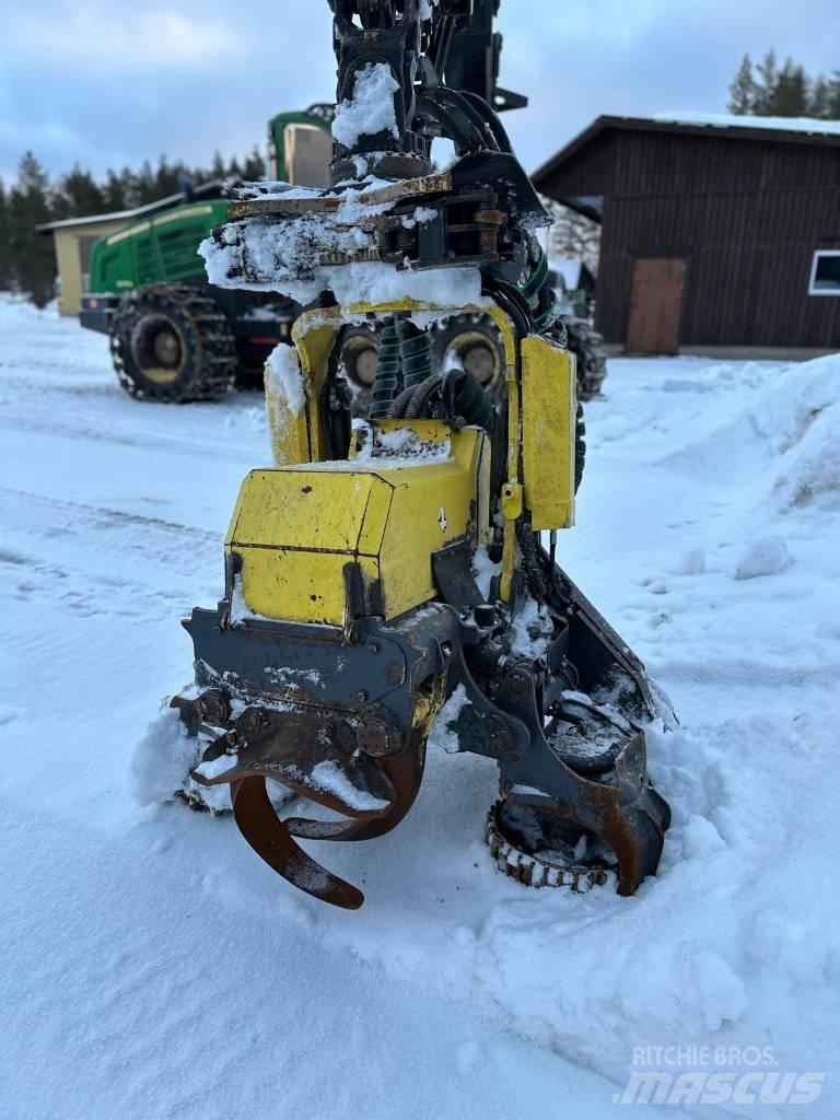 John Deere 1270 G 收割机