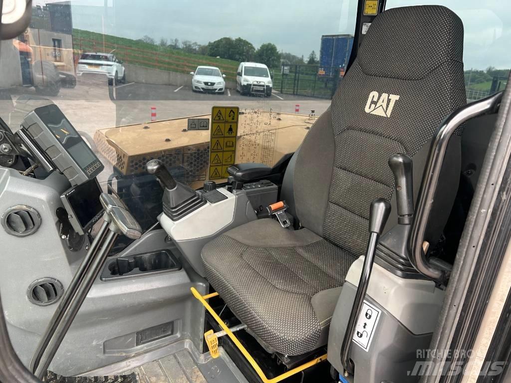 CAT 306 小型挖掘机