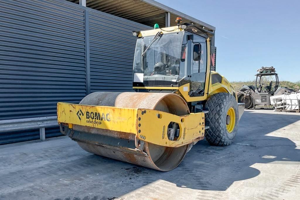 Bomag BW 213 D-5 单轮压路机