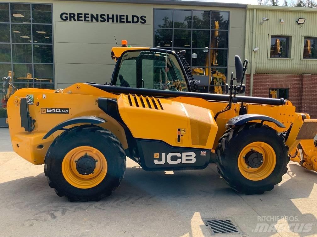 JCB 540V140 伸缩臂叉装车|叉装车