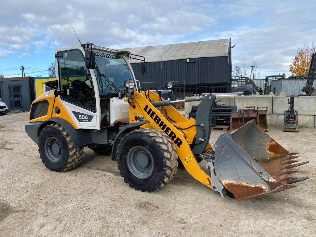 Liebherr L 506 轮式装载机