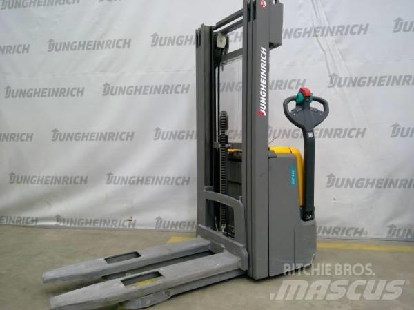 Jungheinrich EJC 112 手推堆垛车