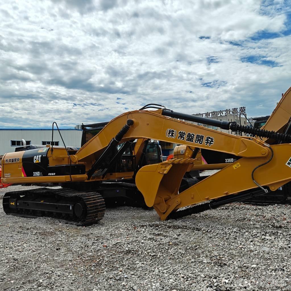 CAT 326D2 履带挖掘机