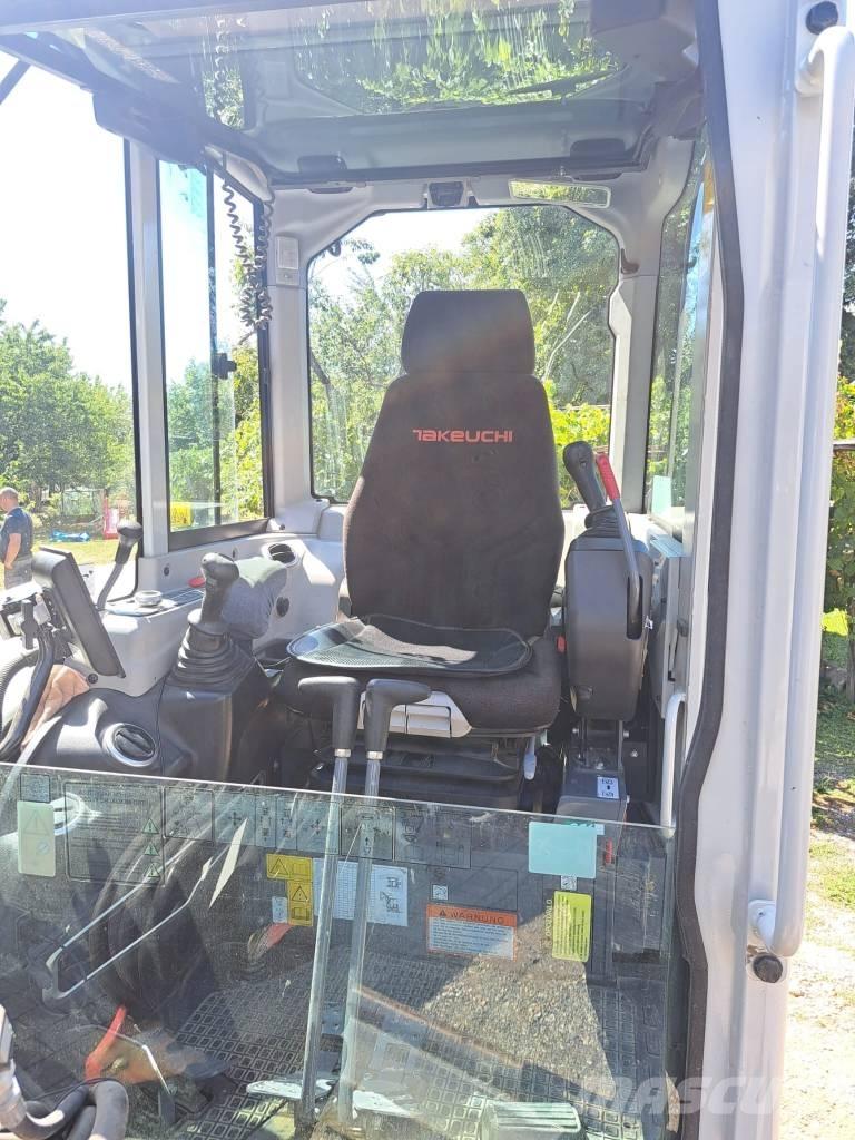 Takeuchi TB 335 R 小型挖掘机