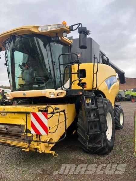 New Holland CR 980 联合收割机