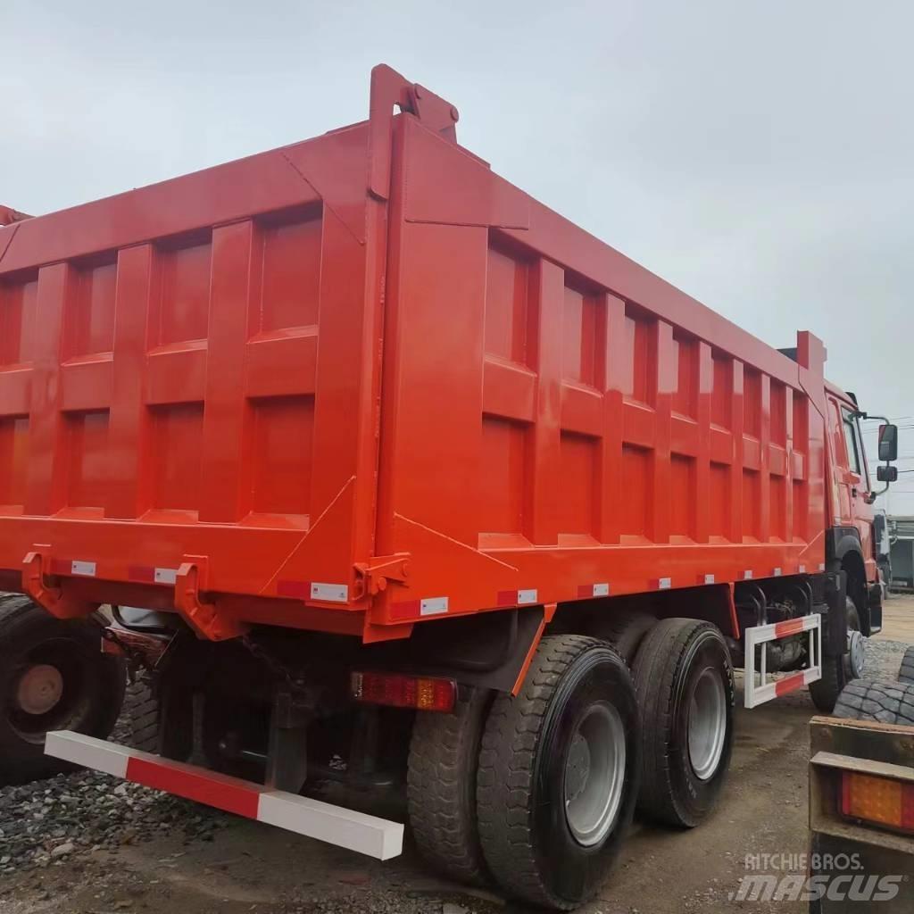 Howo 371 8x4 自卸式货车
