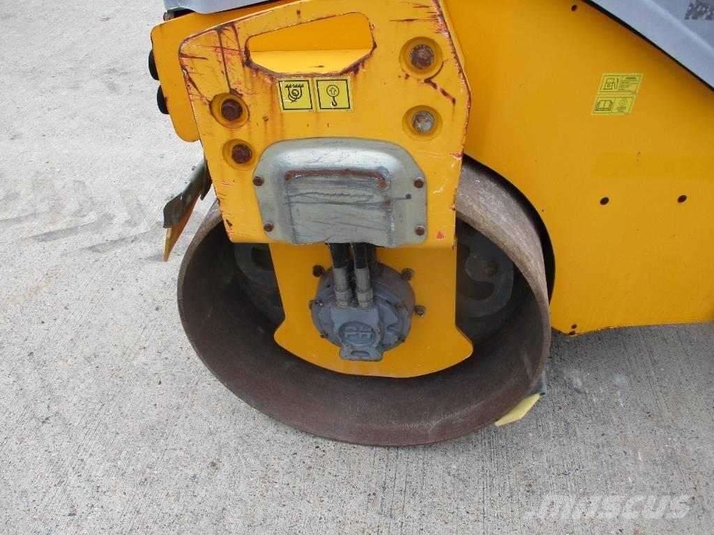 Hamm HD12VV (879) 双轮压路机