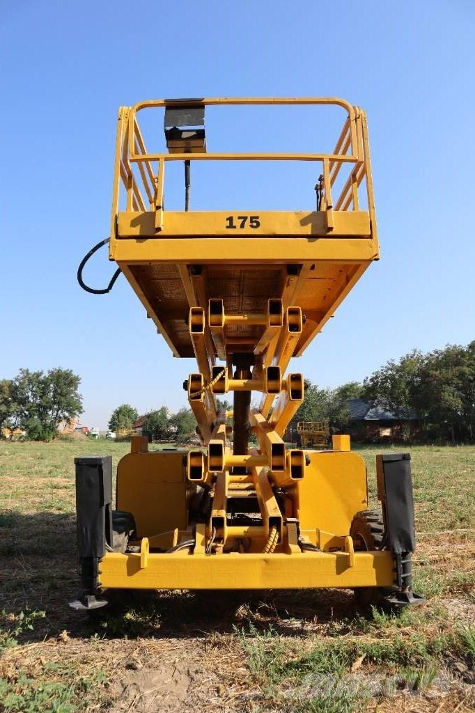 Haulotte H 15 SX 剪叉式升降机