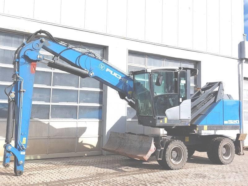 Fuchs MHL 320 F 工业挖掘机