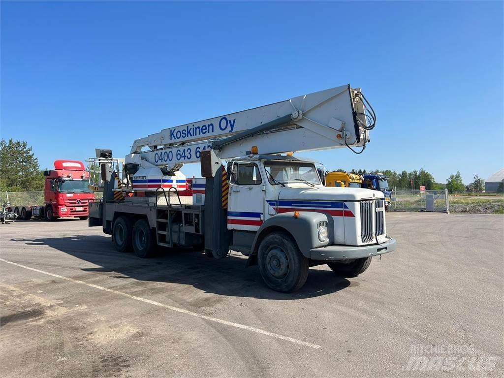 Scania 111 6X2 起重车