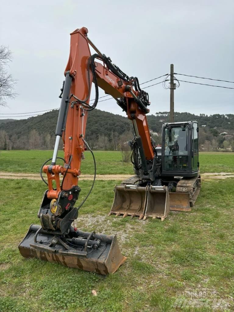 Hitachi ZX85USB-6 中型挖掘机