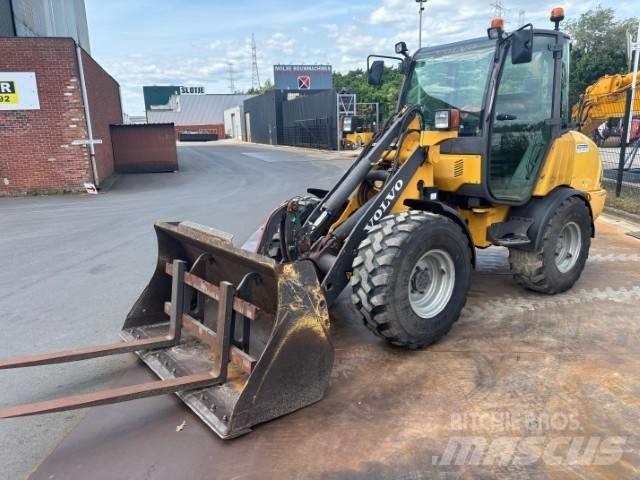 Volvo L 20 B 轮式装载机