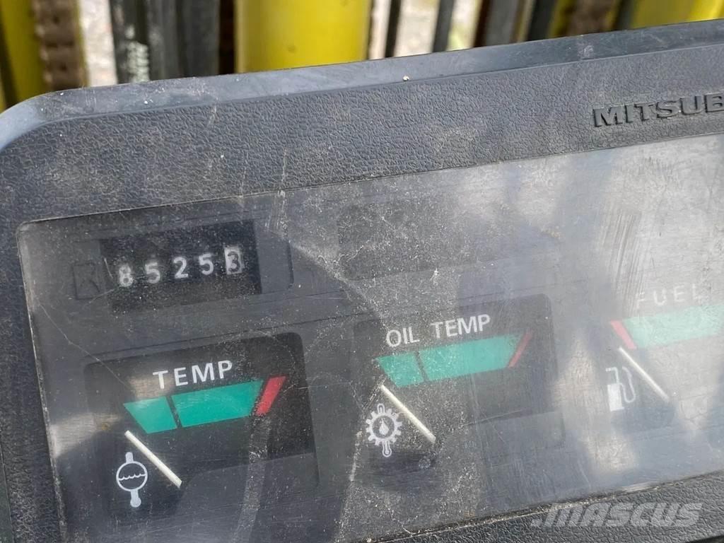 Mitsubishi FD25T 柴油叉车