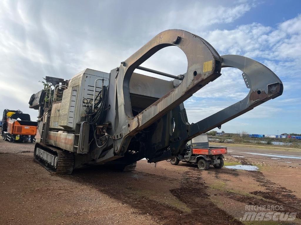 Metso LT1415S 移动式破碎机