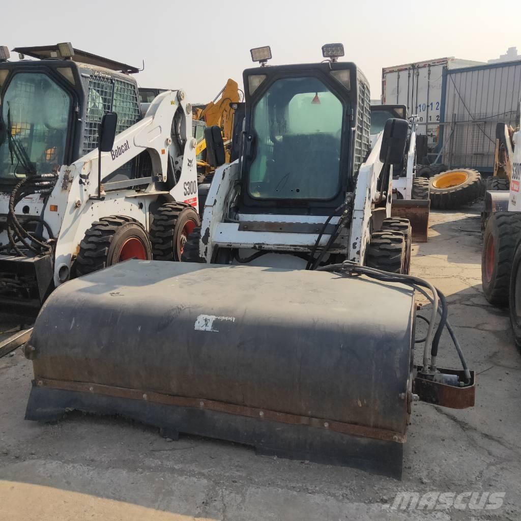 Bobcat S160 滑移装载机