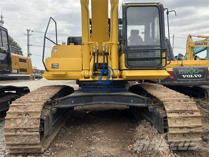 Komatsu PC450-8 履带挖掘机