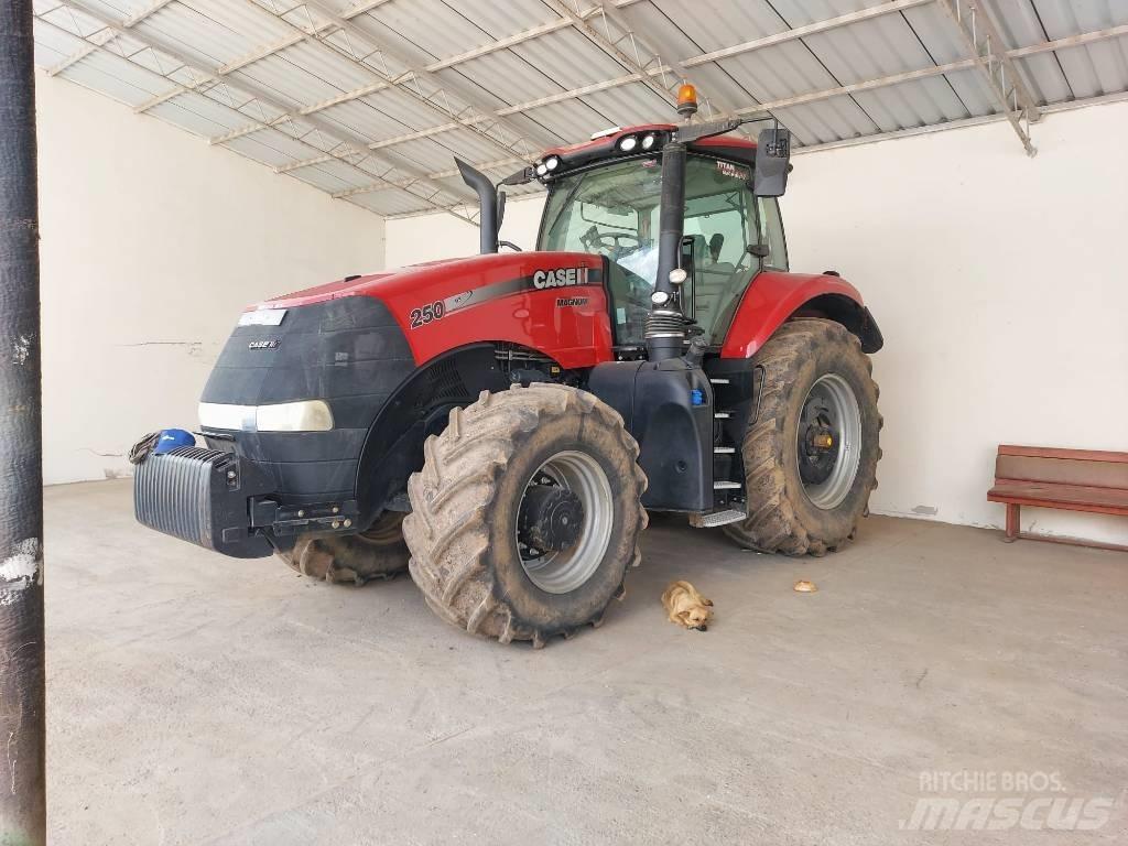 Case IH Magnum 250 拖拉机/农用车