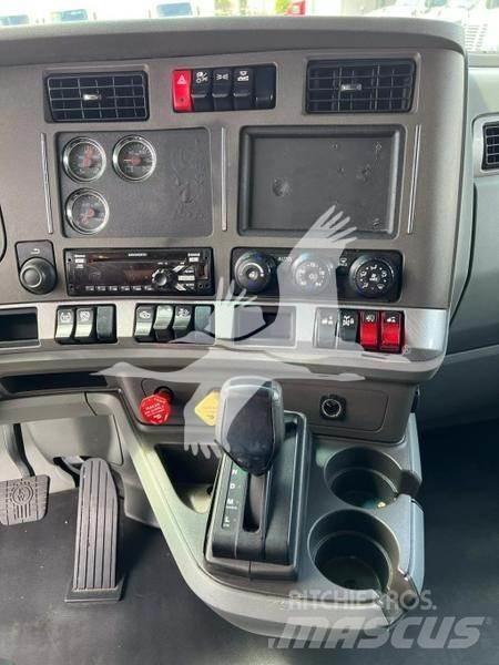 Kenworth T680 牵引车