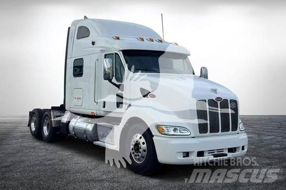 Peterbilt 387 牵引车