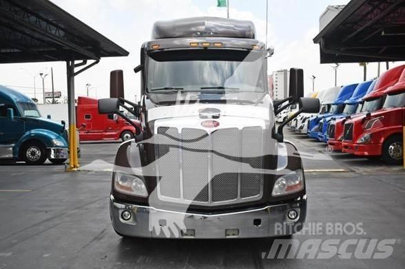 Peterbilt 579 牵引车