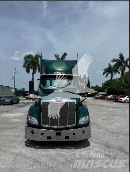 Peterbilt 579 牵引车