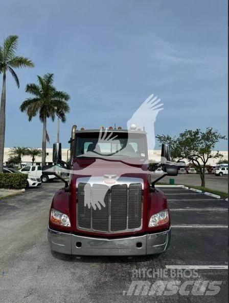 Peterbilt 579 牵引车