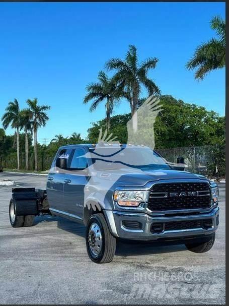 RAM 5500 SLT 平板车