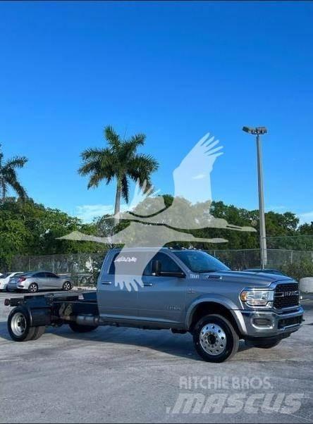 RAM 5500 SLT 平板车