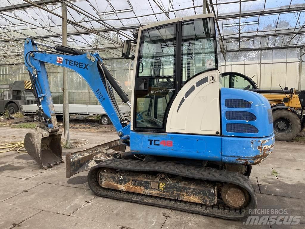 Terex TC48 小型挖掘机