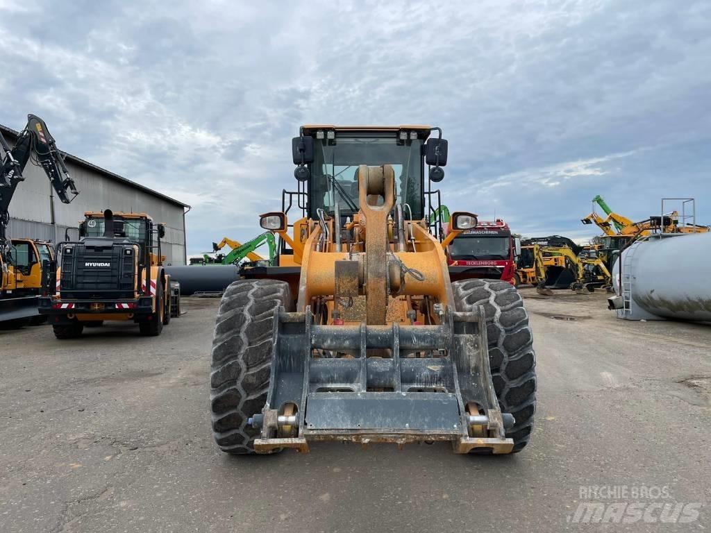 Hyundai HL960XT 轮式装载机
