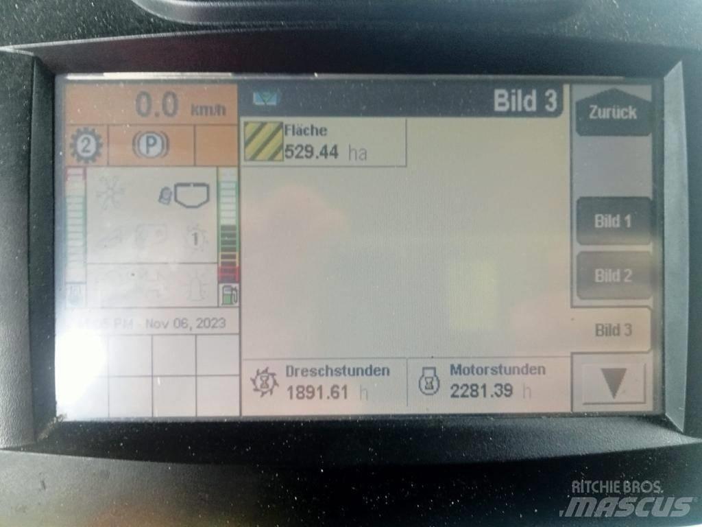 New Holland CR 9080 联合收割机