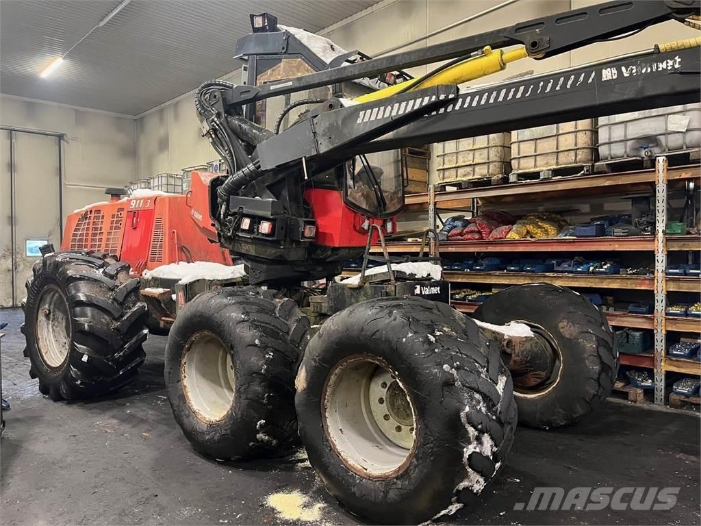 Valmet 911.3 收割机