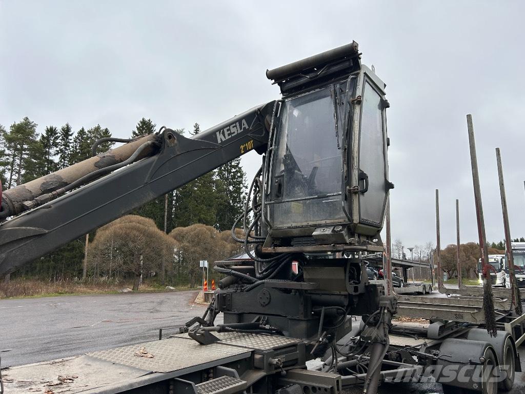 Kesla 2111 T 木材起重机