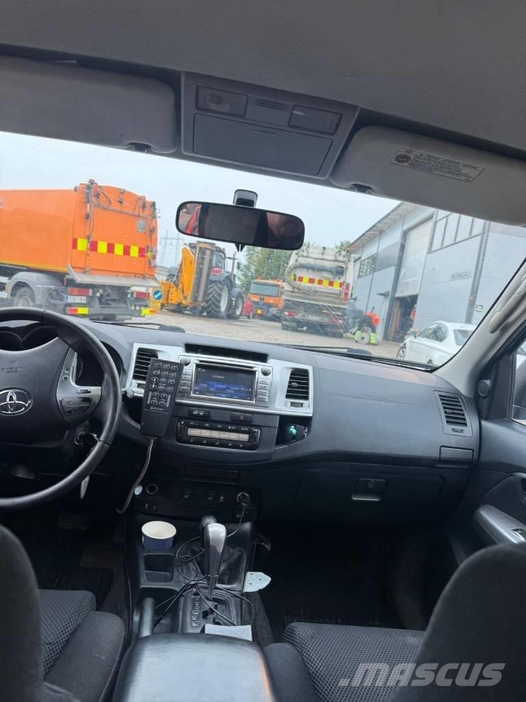 Toyota Hilux 市政车