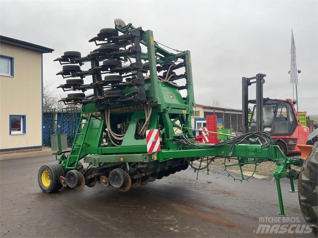 John Deere 750A 6m 精密播种机