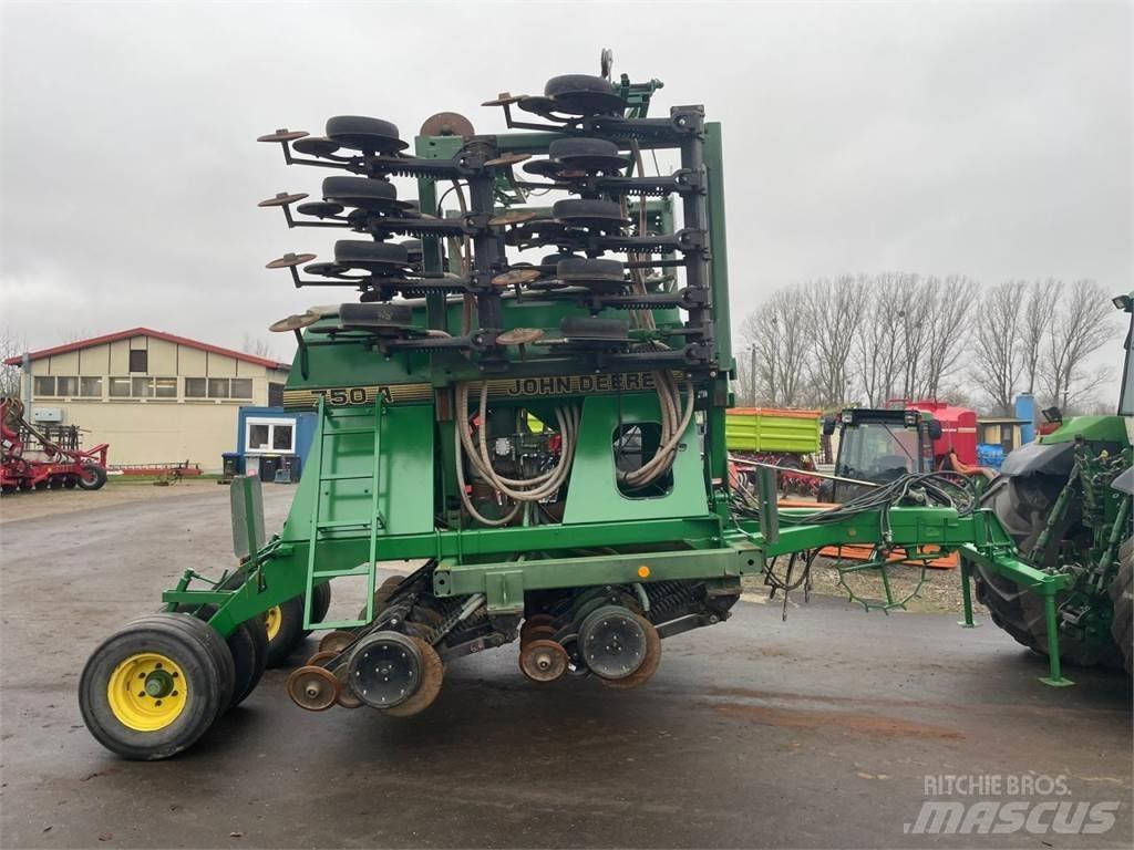 John Deere 750A 6m 精密播种机